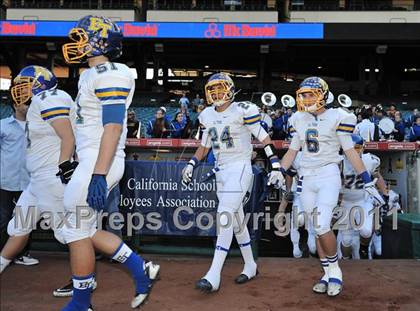 Thumbnail 2 in El Toro vs. Tustin (CIF SS Southwest Division Final)  photogallery.