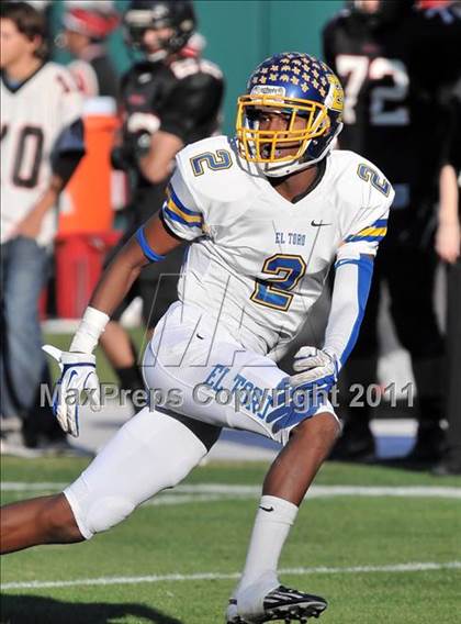 Thumbnail 1 in El Toro vs. Tustin (CIF SS Southwest Division Final)  photogallery.