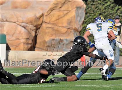 Thumbnail 3 in El Toro vs. Tustin (CIF SS Southwest Division Final)  photogallery.