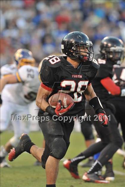 Thumbnail 2 in El Toro vs. Tustin (CIF SS Southwest Division Final)  photogallery.