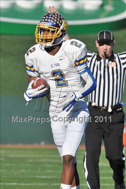 Thumbnail 2 in El Toro vs. Tustin (CIF SS Southwest Division Final)  photogallery.