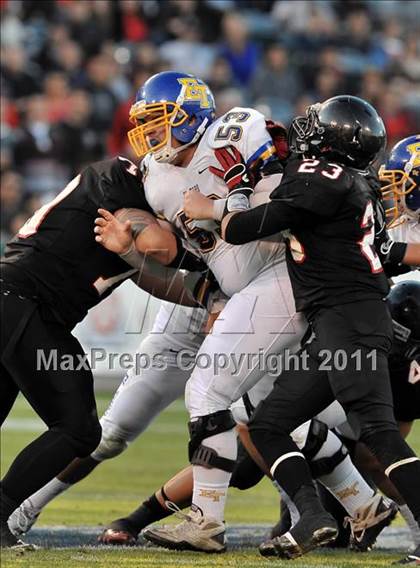 Thumbnail 2 in El Toro vs. Tustin (CIF SS Southwest Division Final)  photogallery.