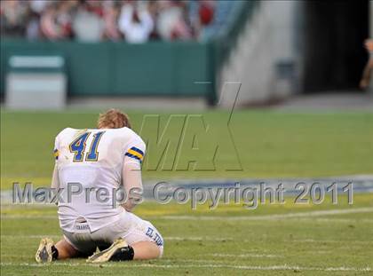 Thumbnail 2 in El Toro vs. Tustin (CIF SS Southwest Division Final)  photogallery.