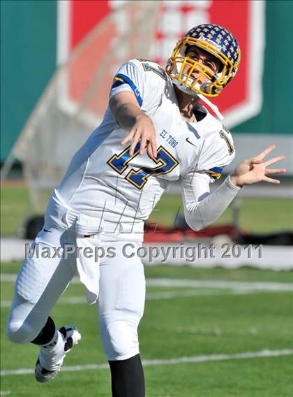 Thumbnail 1 in El Toro vs. Tustin (CIF SS Southwest Division Final)  photogallery.