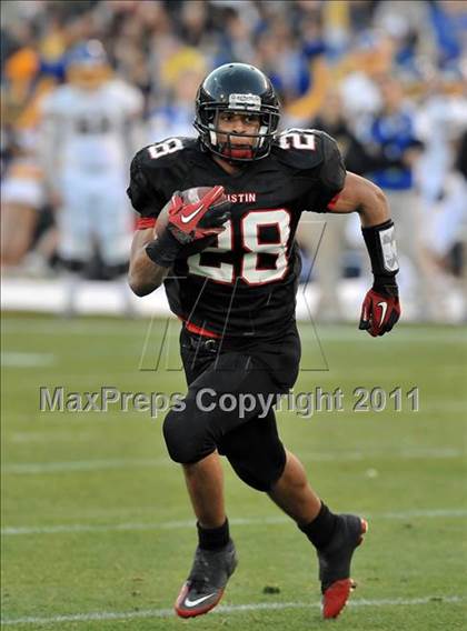 Thumbnail 1 in El Toro vs. Tustin (CIF SS Southwest Division Final)  photogallery.