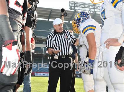 Thumbnail 1 in El Toro vs. Tustin (CIF SS Southwest Division Final)  photogallery.