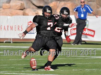 Thumbnail 2 in El Toro vs. Tustin (CIF SS Southwest Division Final)  photogallery.