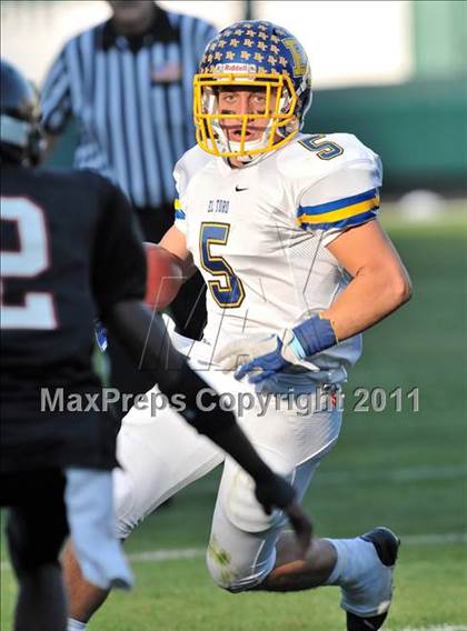 Thumbnail 3 in El Toro vs. Tustin (CIF SS Southwest Division Final)  photogallery.