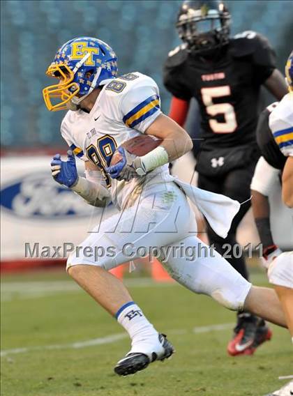 Thumbnail 2 in El Toro vs. Tustin (CIF SS Southwest Division Final)  photogallery.