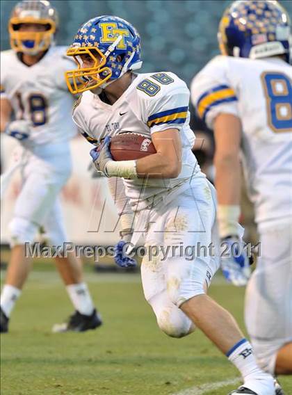 Thumbnail 2 in El Toro vs. Tustin (CIF SS Southwest Division Final)  photogallery.