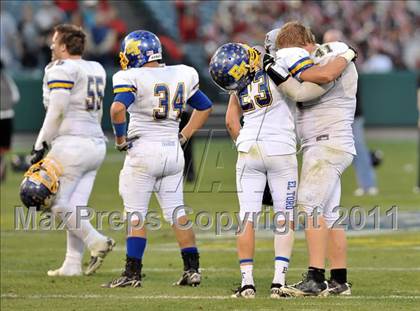 Thumbnail 3 in El Toro vs. Tustin (CIF SS Southwest Division Final)  photogallery.