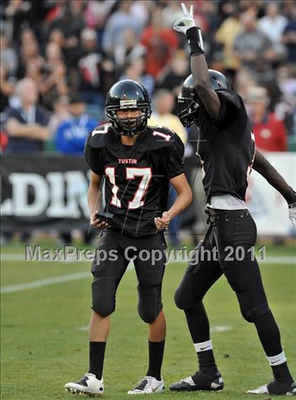 Thumbnail 2 in El Toro vs. Tustin (CIF SS Southwest Division Final)  photogallery.