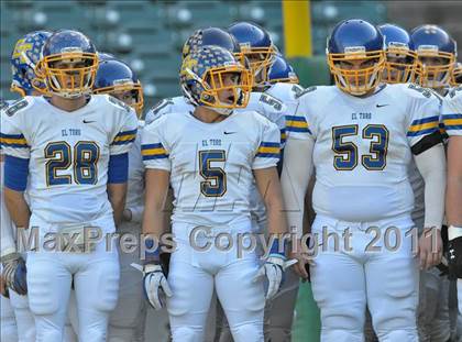 Thumbnail 3 in El Toro vs. Tustin (CIF SS Southwest Division Final)  photogallery.