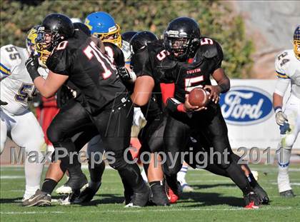 Thumbnail 3 in El Toro vs. Tustin (CIF SS Southwest Division Final)  photogallery.