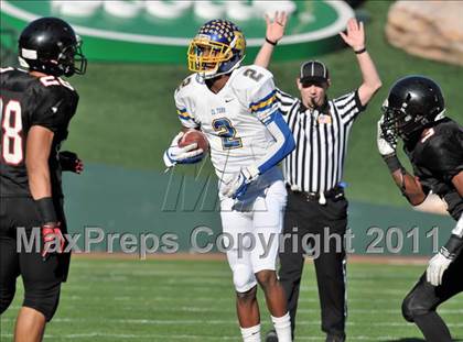 Thumbnail 1 in El Toro vs. Tustin (CIF SS Southwest Division Final)  photogallery.
