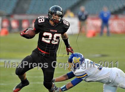 Thumbnail 1 in El Toro vs. Tustin (CIF SS Southwest Division Final)  photogallery.