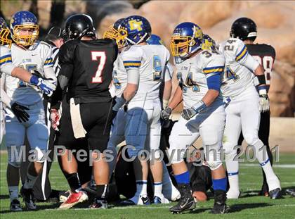 Thumbnail 2 in El Toro vs. Tustin (CIF SS Southwest Division Final)  photogallery.