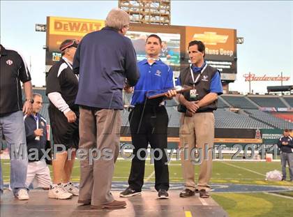 Thumbnail 3 in El Toro vs. Tustin (CIF SS Southwest Division Final)  photogallery.