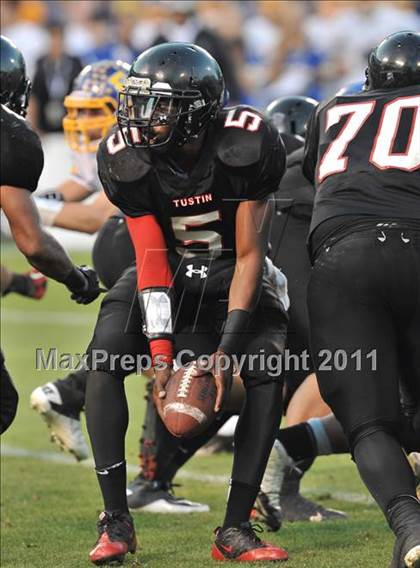 Thumbnail 1 in El Toro vs. Tustin (CIF SS Southwest Division Final)  photogallery.