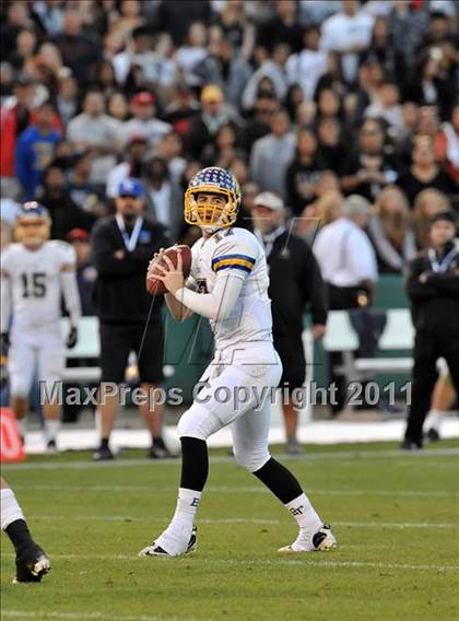 Thumbnail 2 in El Toro vs. Tustin (CIF SS Southwest Division Final)  photogallery.