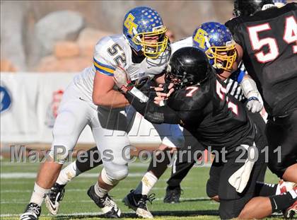 Thumbnail 3 in El Toro vs. Tustin (CIF SS Southwest Division Final)  photogallery.