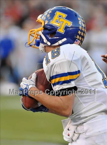 Thumbnail 3 in El Toro vs. Tustin (CIF SS Southwest Division Final)  photogallery.