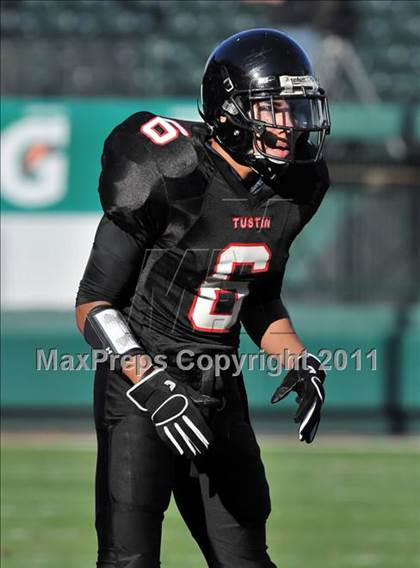 Thumbnail 1 in El Toro vs. Tustin (CIF SS Southwest Division Final)  photogallery.