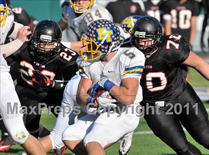 Thumbnail 3 in El Toro vs. Tustin (CIF SS Southwest Division Final)  photogallery.