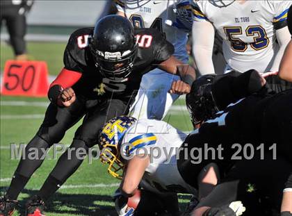 Thumbnail 3 in El Toro vs. Tustin (CIF SS Southwest Division Final)  photogallery.