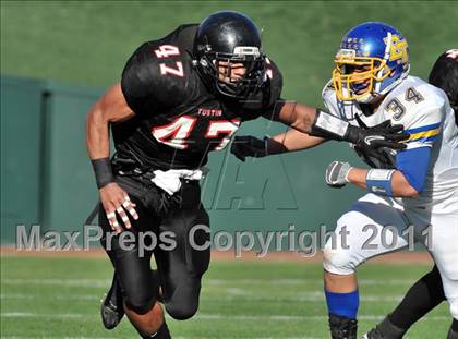 Thumbnail 1 in El Toro vs. Tustin (CIF SS Southwest Division Final)  photogallery.