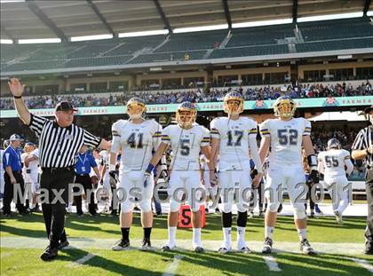 Thumbnail 2 in El Toro vs. Tustin (CIF SS Southwest Division Final)  photogallery.
