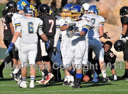 Thumbnail 3 in El Toro vs. Tustin (CIF SS Southwest Division Final)  photogallery.