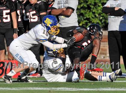 Thumbnail 3 in El Toro vs. Tustin (CIF SS Southwest Division Final)  photogallery.
