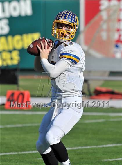 Thumbnail 3 in El Toro vs. Tustin (CIF SS Southwest Division Final)  photogallery.