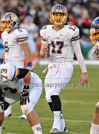 Thumbnail 3 in El Toro vs. Tustin (CIF SS Southwest Division Final)  photogallery.