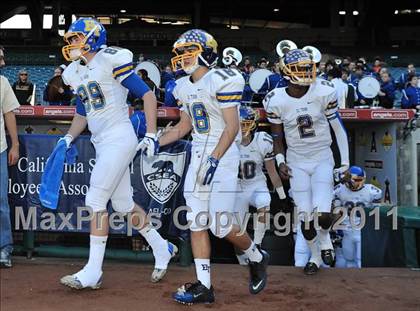 Thumbnail 3 in El Toro vs. Tustin (CIF SS Southwest Division Final)  photogallery.