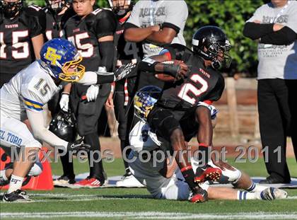 Thumbnail 2 in El Toro vs. Tustin (CIF SS Southwest Division Final)  photogallery.