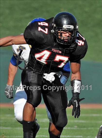 Thumbnail 3 in El Toro vs. Tustin (CIF SS Southwest Division Final)  photogallery.