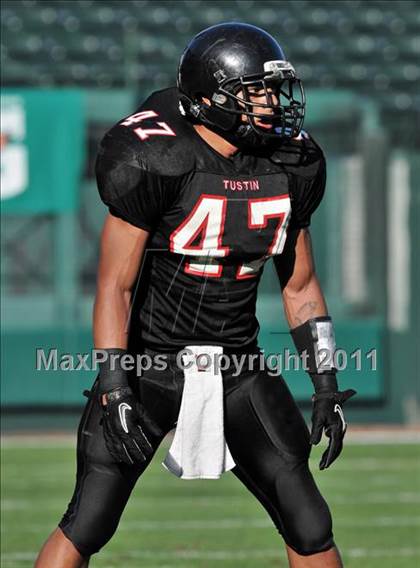 Thumbnail 3 in El Toro vs. Tustin (CIF SS Southwest Division Final)  photogallery.