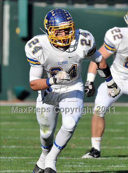 Thumbnail 3 in El Toro vs. Tustin (CIF SS Southwest Division Final)  photogallery.