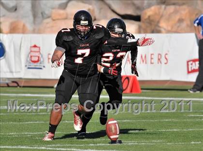 Thumbnail 3 in El Toro vs. Tustin (CIF SS Southwest Division Final)  photogallery.