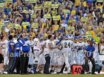 Thumbnail 1 in El Toro vs. Tustin (CIF SS Southwest Division Final)  photogallery.