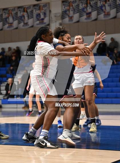 Thumbnail 3 in San Joaquin Memorial @ Frontier (Thanksgiving Hoopfest) photogallery.