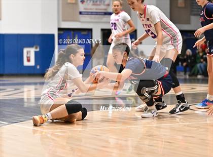 Thumbnail 1 in San Joaquin Memorial @ Frontier (Thanksgiving Hoopfest) photogallery.