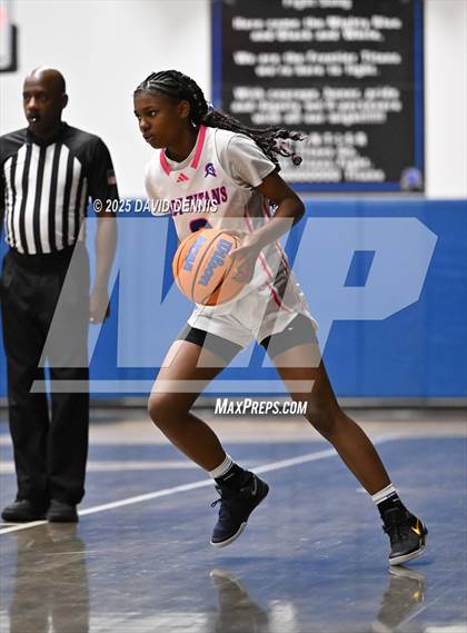 Thumbnail 2 in San Joaquin Memorial @ Frontier (Thanksgiving Hoopfest) photogallery.