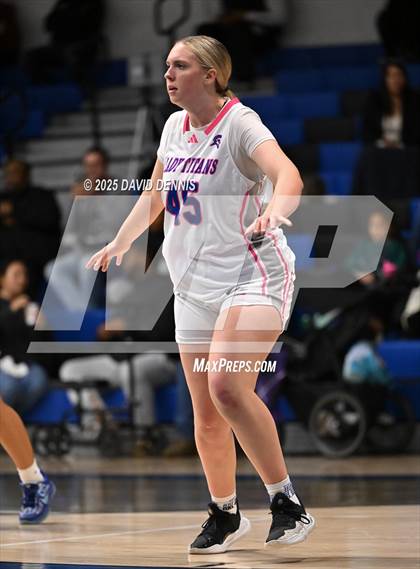 Thumbnail 1 in San Joaquin Memorial @ Frontier (Thanksgiving Hoopfest) photogallery.