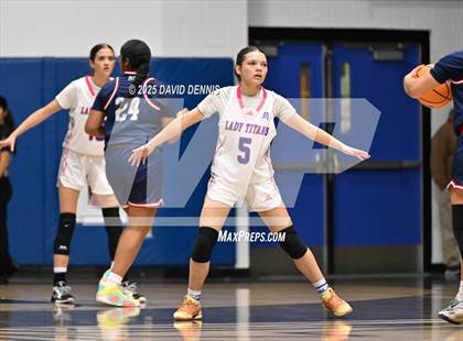 Thumbnail 1 in San Joaquin Memorial @ Frontier (Thanksgiving Hoopfest) photogallery.