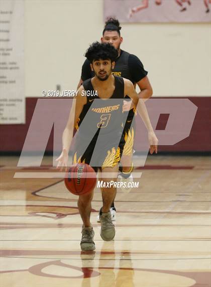 Thumbnail 3 in Yuba City vs Whitney (NorCal Tip Off) photogallery.