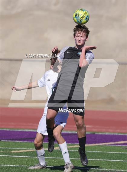 Thumbnail 2 in Helix vs. Mira Mesa (45th Annual East County Holiday Classic) photogallery.