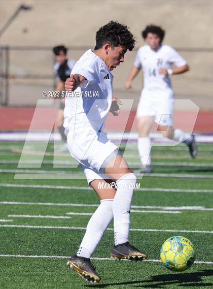 Thumbnail 3 in Helix vs. Mira Mesa (45th Annual East County Holiday Classic) photogallery.